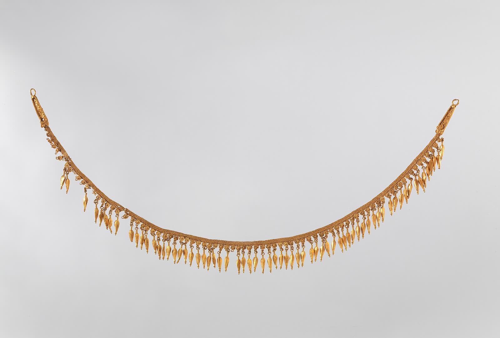 Αρχαίο χρυσό περιδέραιο (The Met, κοινό κτήμα)